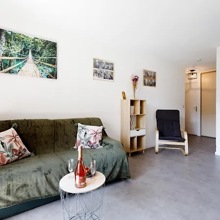 Charles Yourhosthelper Saint-Raphaël